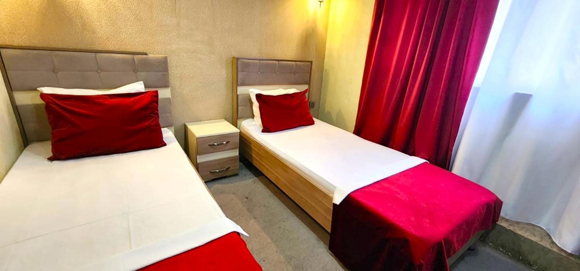 Soffia Hotel Baky Esterno foto